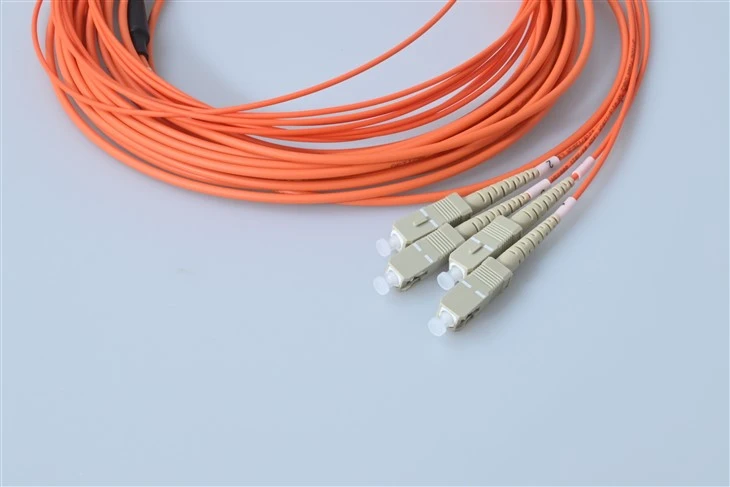 12 Inti Kabel Patch SC Multimode Oranye
