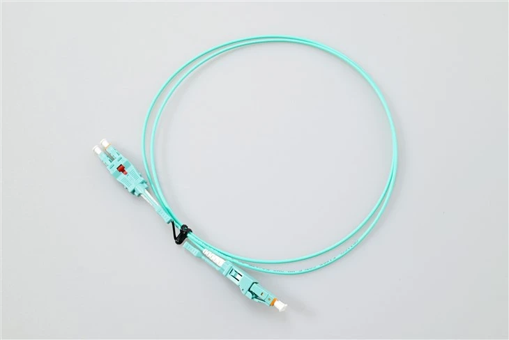 Kabel Patch Serat Optik Lc Uniboot OM3